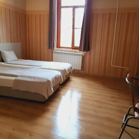 Roger's Hotel