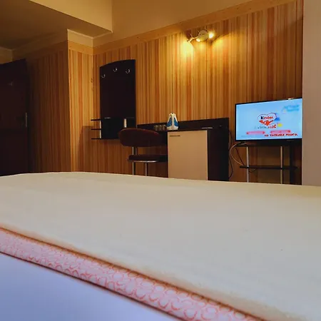 Roger's Hotel
